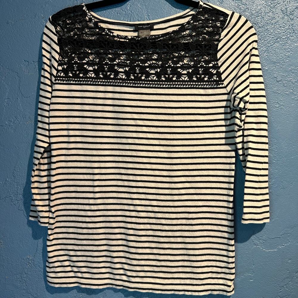 Ann Taylor Size XS 3/4 Sleeve Tee Striped Crochet Cotton Modal Timeless Neutral